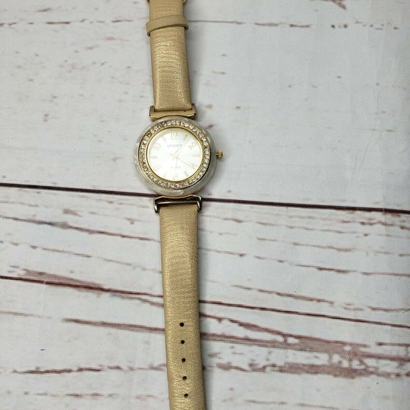 626 Chicos Genuine Leather Band Japan Watch main image 11